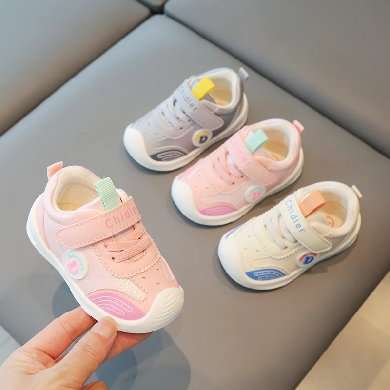 春秋男宝宝鞋子婴幼儿防滑软底1-3岁小白鞋学步鞋童鞋幼儿园皮面