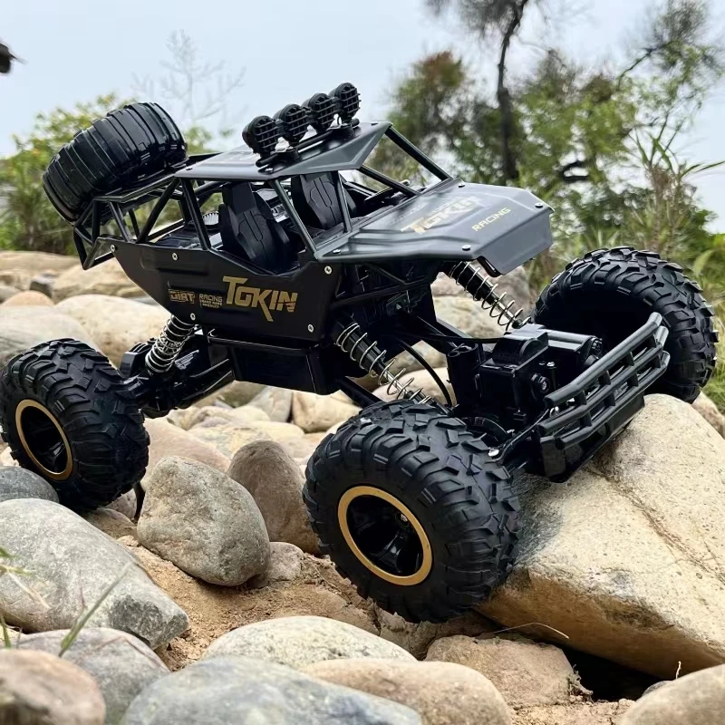 【四通道合金遥控越野车】儿童科学实验玩具颜色随机