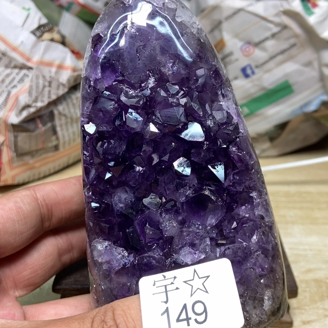 紫晶天然水晶摆件未镶嵌