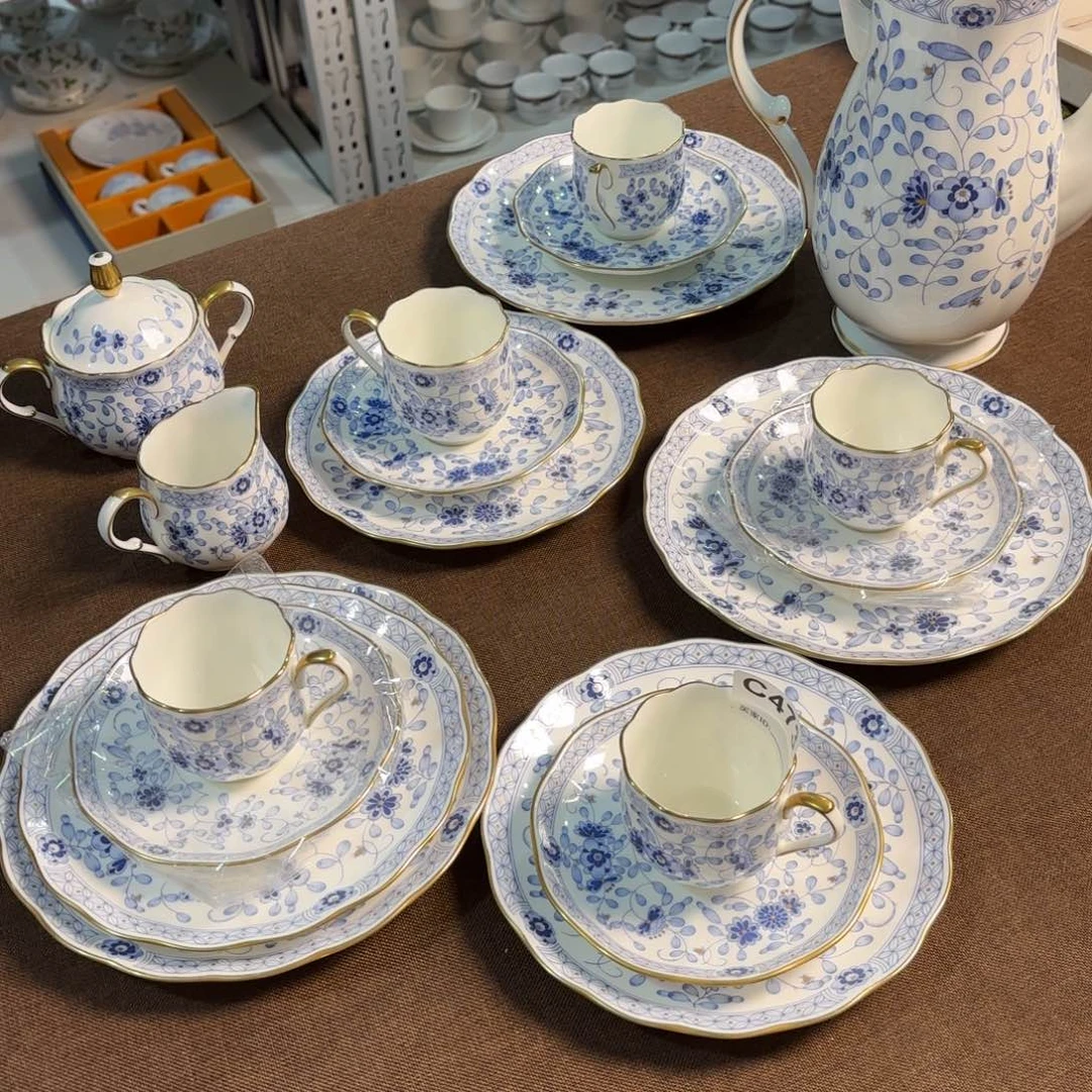 瓷片公屏点餐，后台无客服