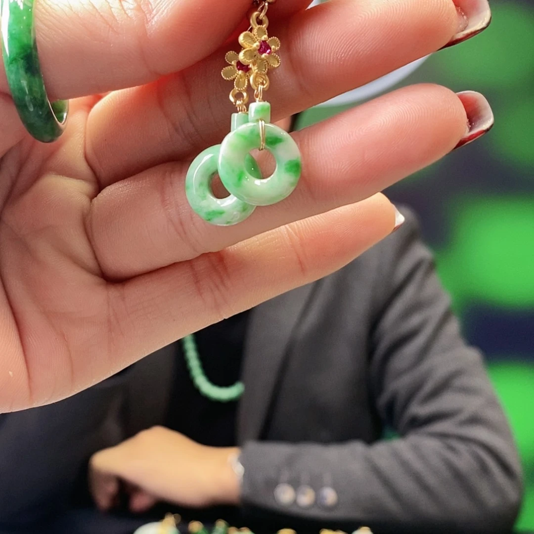 【闪购商品】翡翠耳饰未镶嵌多样性发货