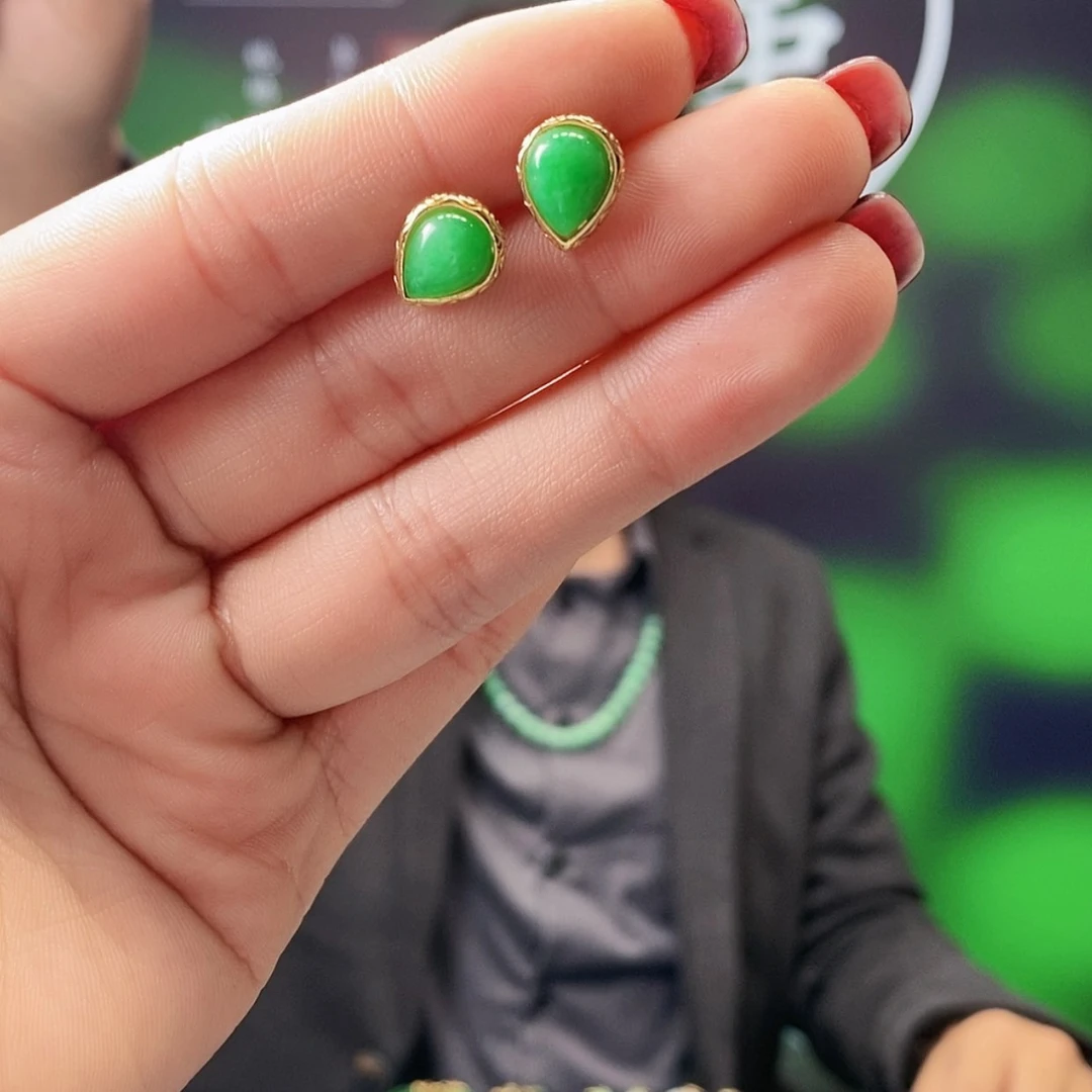 【闪购商品】翡翠耳饰未镶嵌