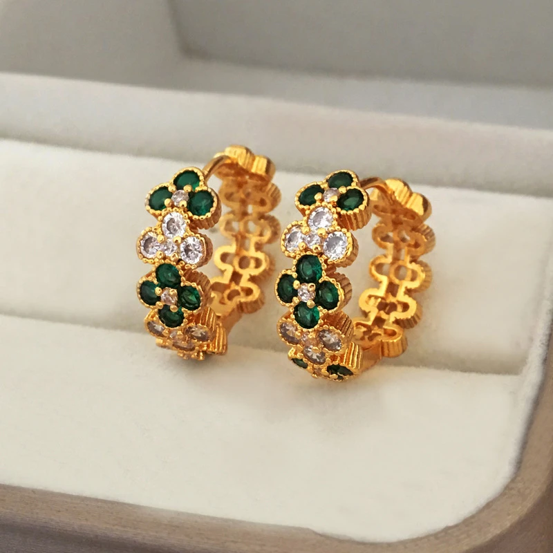 铜合金耳饰 轻奢简约小众花朵锆石复古镶嵌新潮设计感耳扣8130