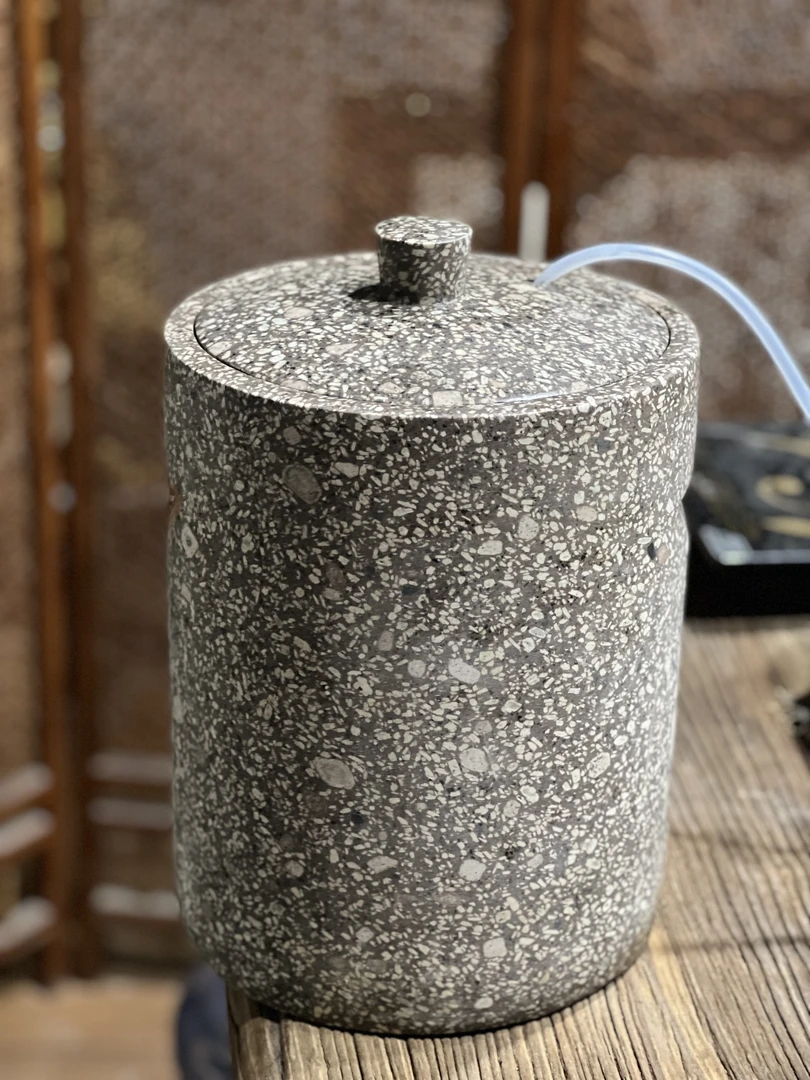 天然麦饭石水缸 8升复古抽水款 直径23  高度30厘米