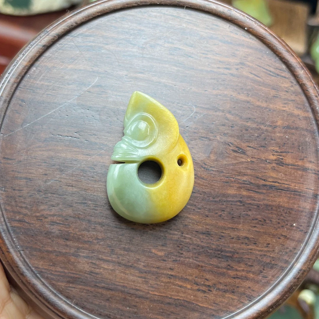 析木玉猪龙精美吊坠