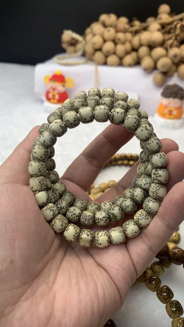 福利款星月菩提双留白石玉料9x8