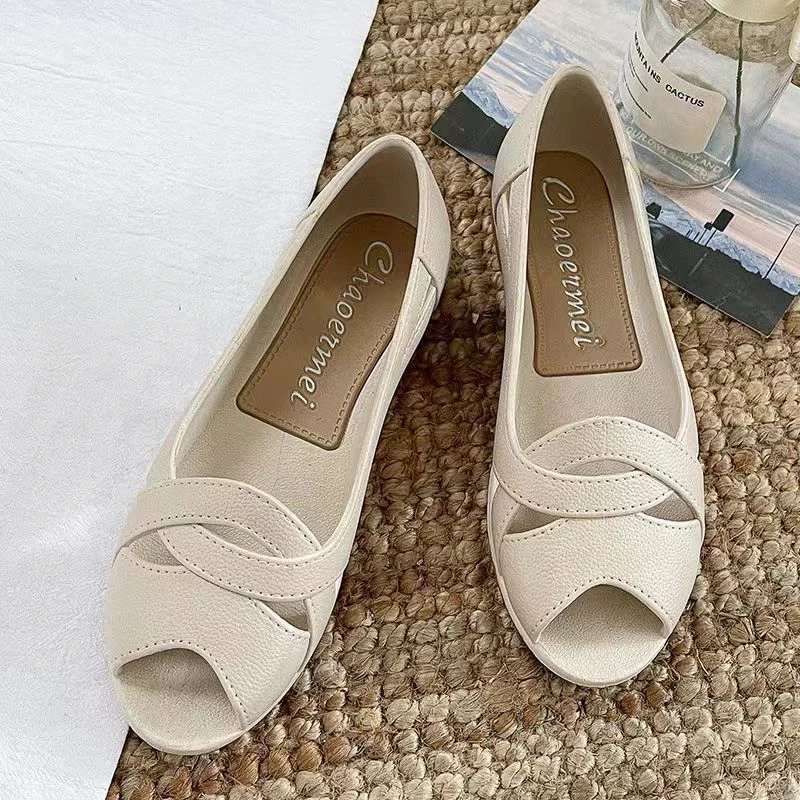 2024夏季新款女士凉鞋舒适时尚潮流平底鞋软底妈妈鞋休闲鞋