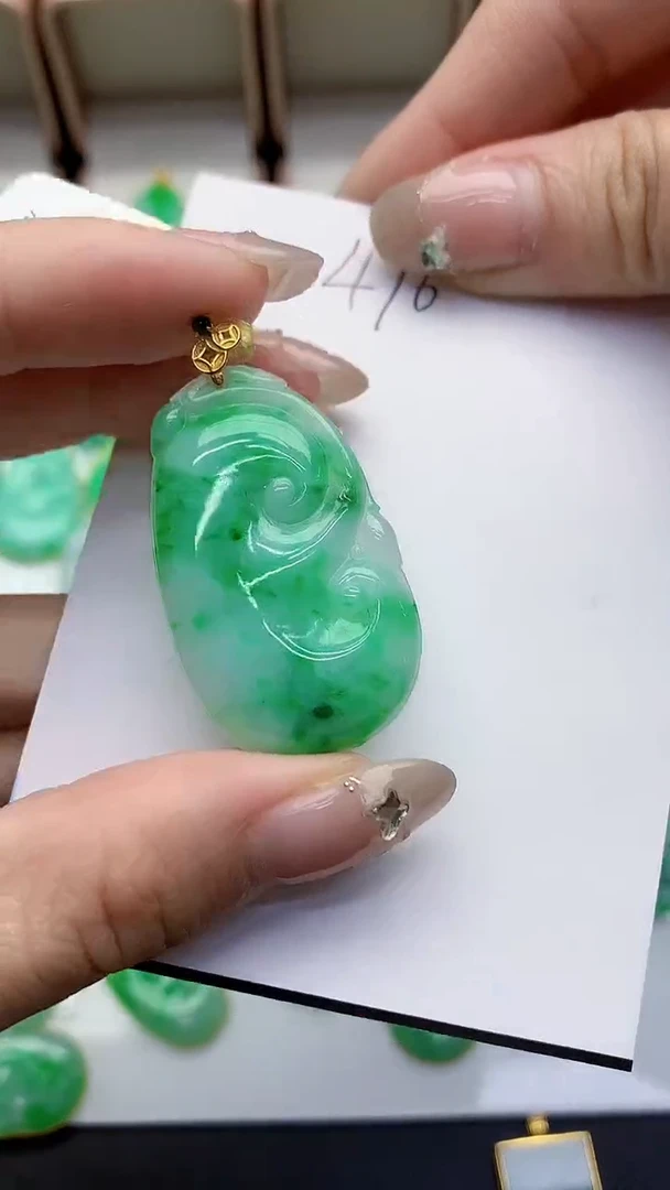 【闪购商品】翡翠颈饰18K金镶嵌0000000000