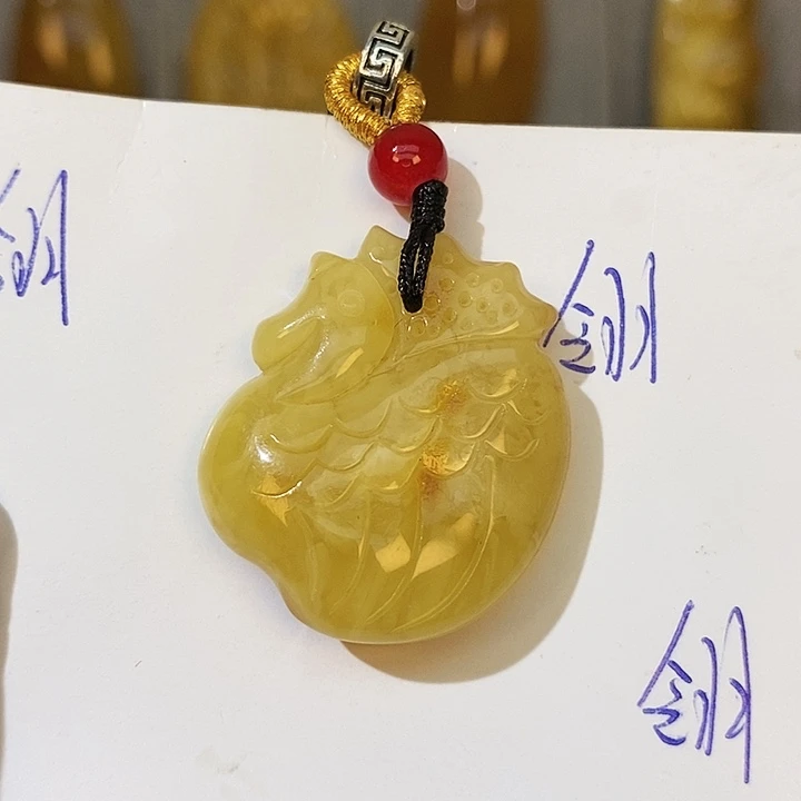 琥珀珠宝奇石未镶嵌