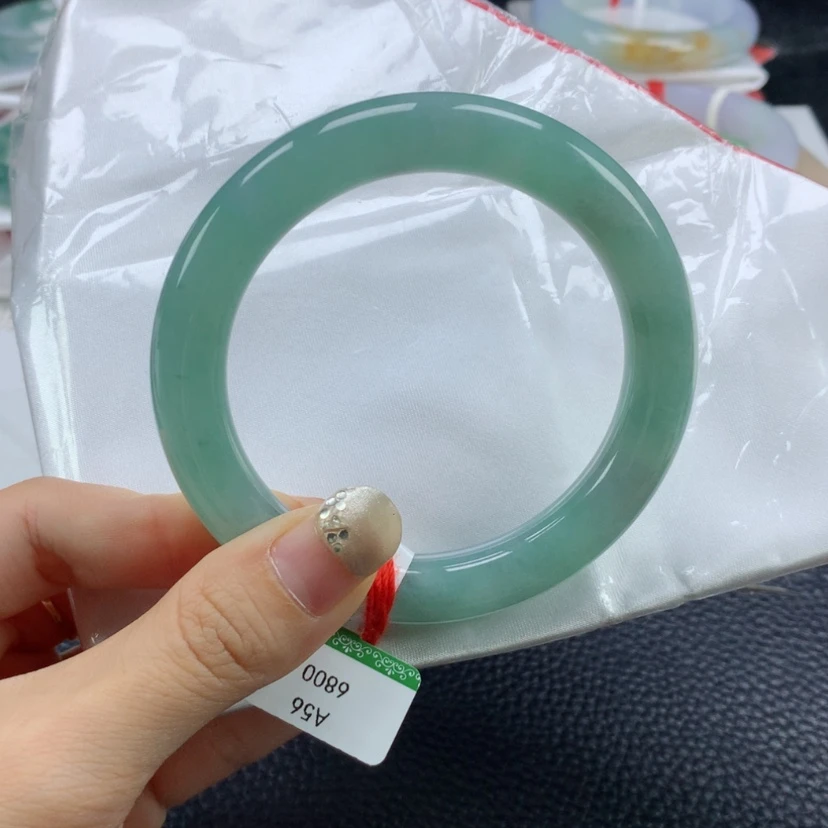 【闪购商品】翡翠手镯未镶嵌56.6圆