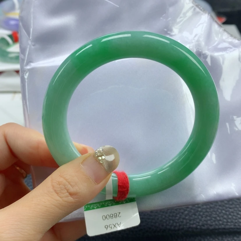 【闪购商品】翡翠手镯未镶嵌56.9圆