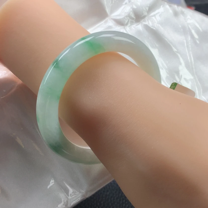 【闪购商品】翡翠手镯未镶嵌54➕