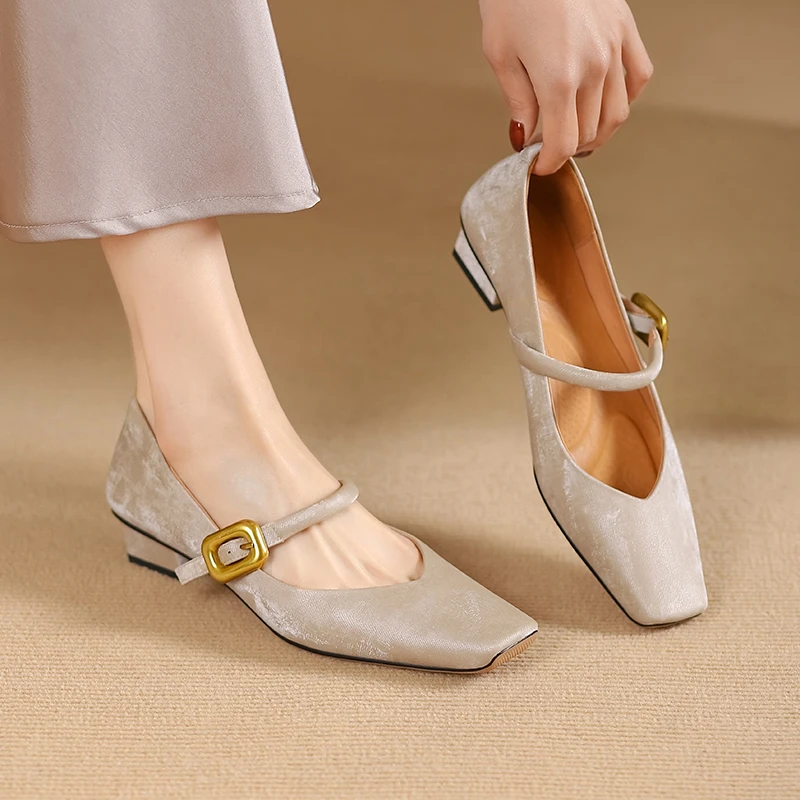 法式晚晚风真皮低跟单鞋女2025新款方头浅口小皮鞋一字带玛丽珍鞋