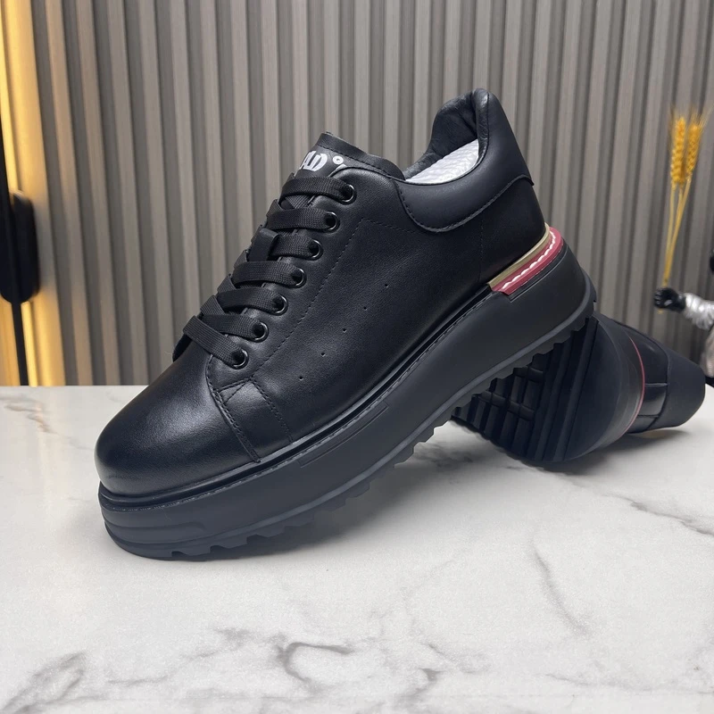 男款时尚板鞋百搭潮牌厚底韩版时尚休闲黑色男士运动老爹鞋