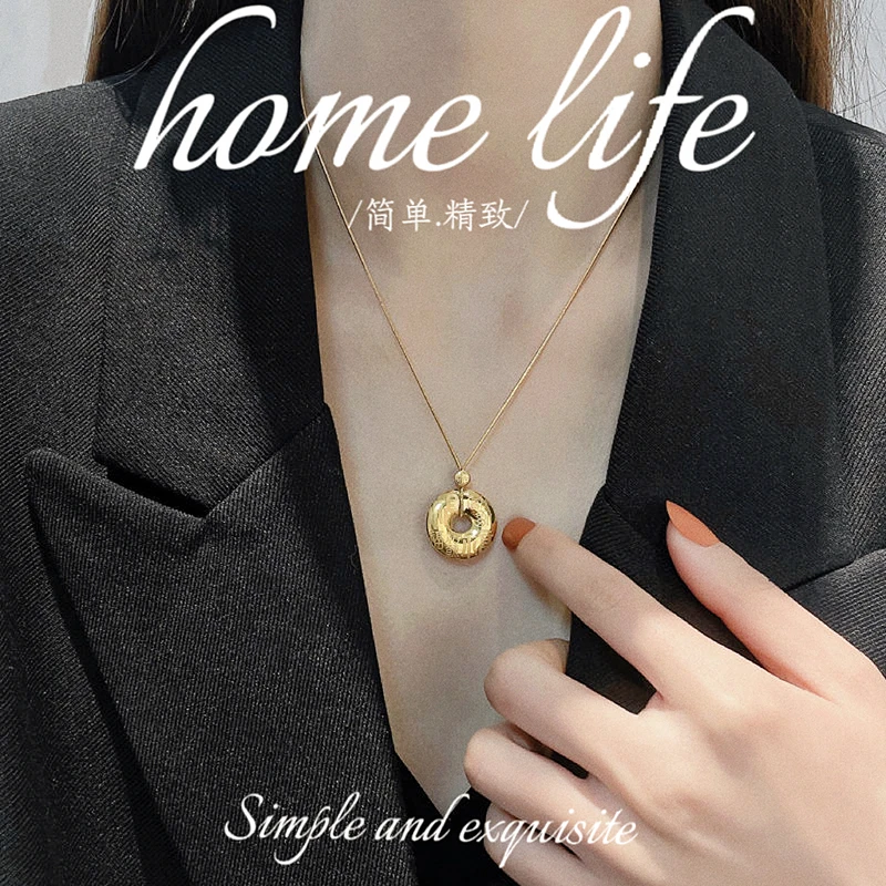 钛钢合成锆石项链 气质轻奢百搭复古时尚女王双面简约金色坠链ins