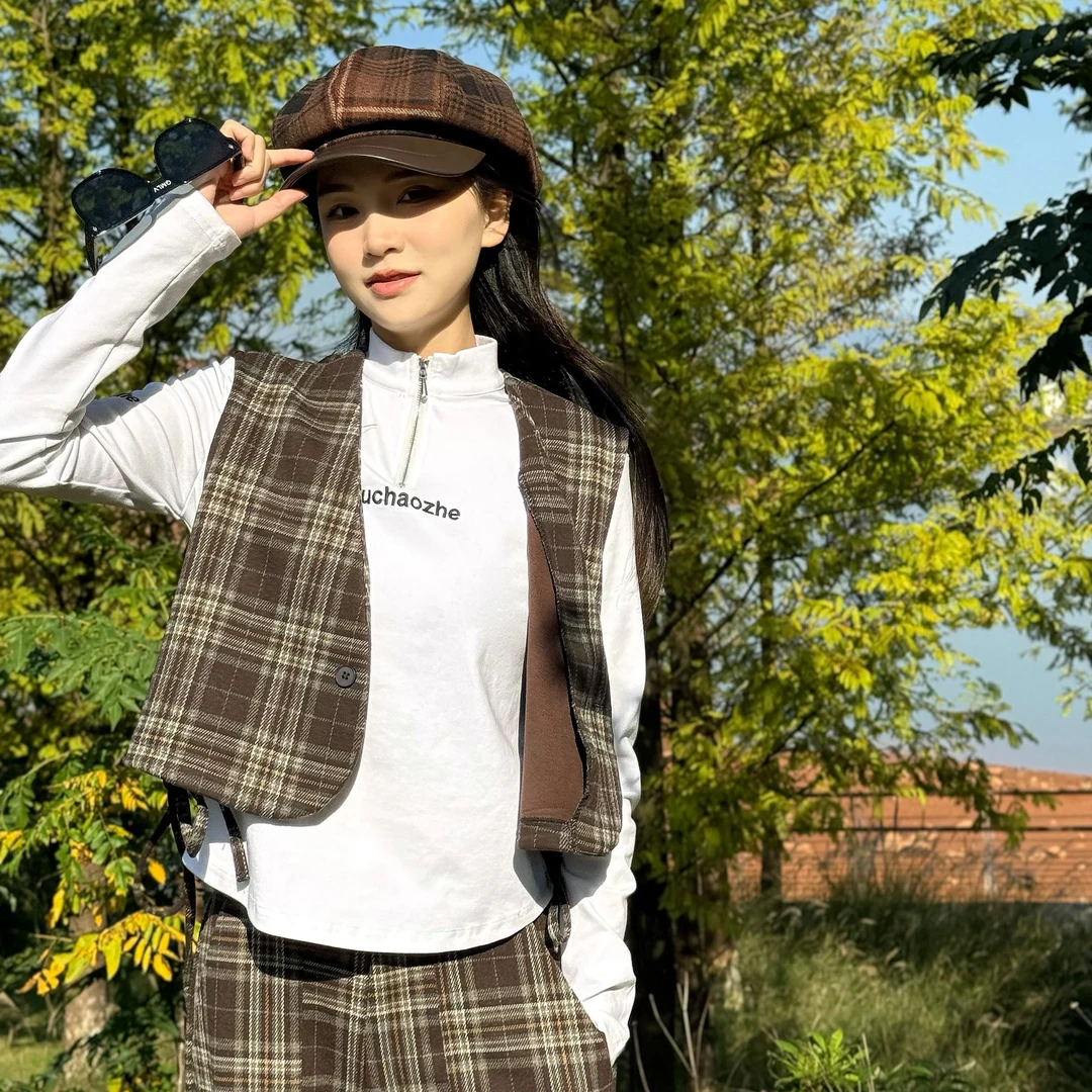 （二）十三姨新款马甲圆领单排扣百搭通勤时尚网格马甲上衣新款宽松