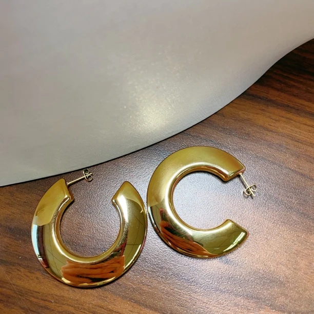 钛钢耳饰 欧美个性大版型时尚金属感圆圈耳环