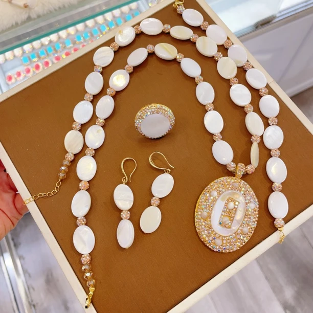 铜合金仿珍珠吊坠 Xyuer高品质定制猫小眼款个性百搭独特首饰套装