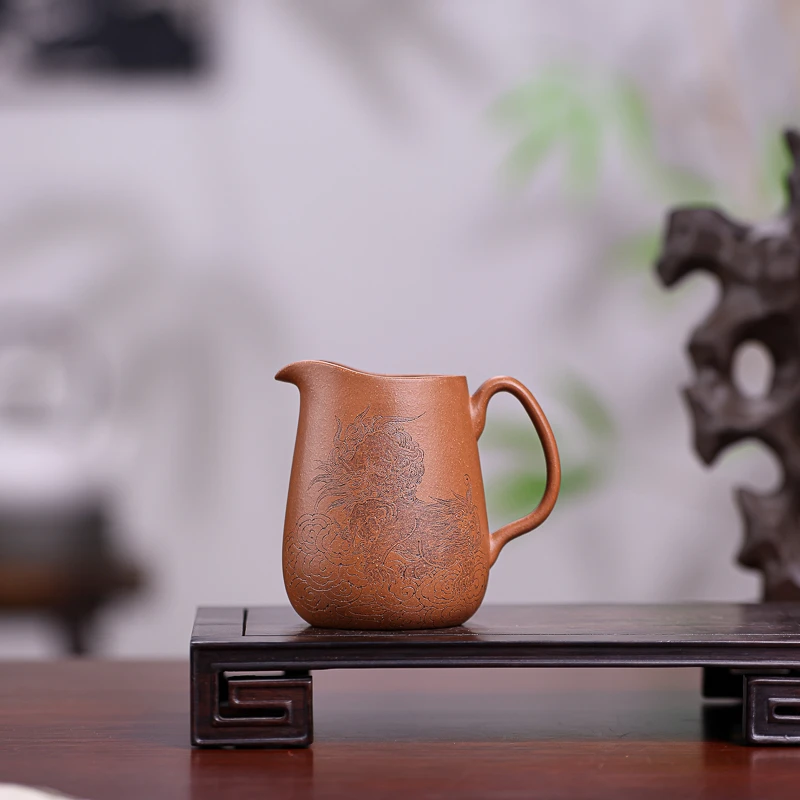 手工公道 | 宜兴紫砂  仇峰（瑞气祥云）扁手工公道杯  分茶器