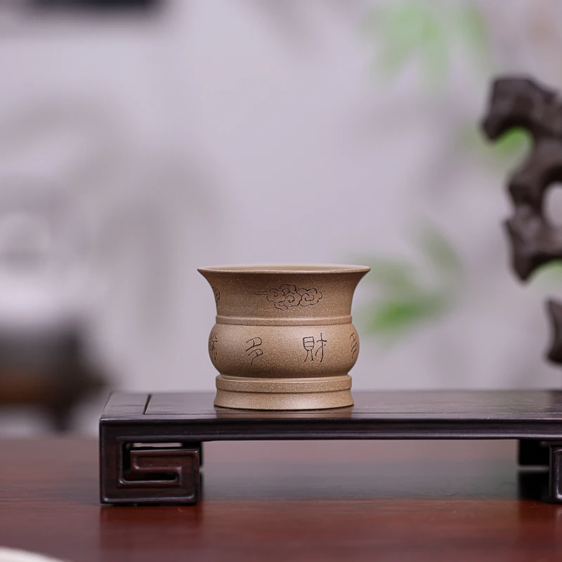 手工杯 | 宜兴紫砂杯 仇峰（多财）青段主人杯