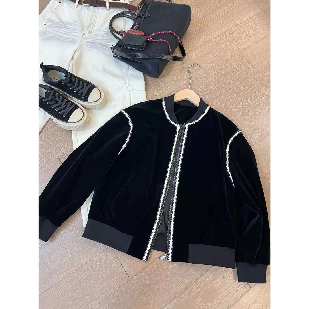 JOJO/玖了个玖 2024秋冬 立体线条拼接飞行夹克外套 2409B4198