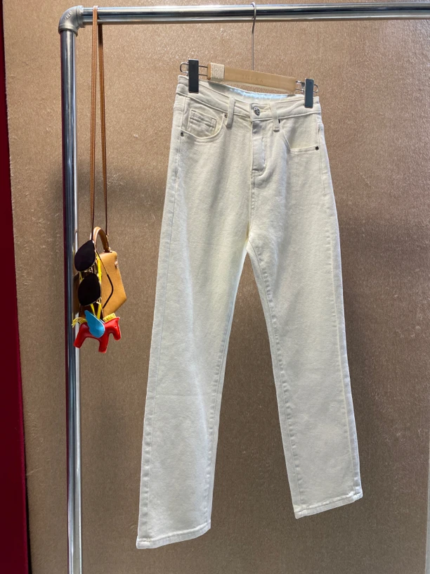 【福利款NO退NO换】山茶花系列白色小直筒九分牛仔裤