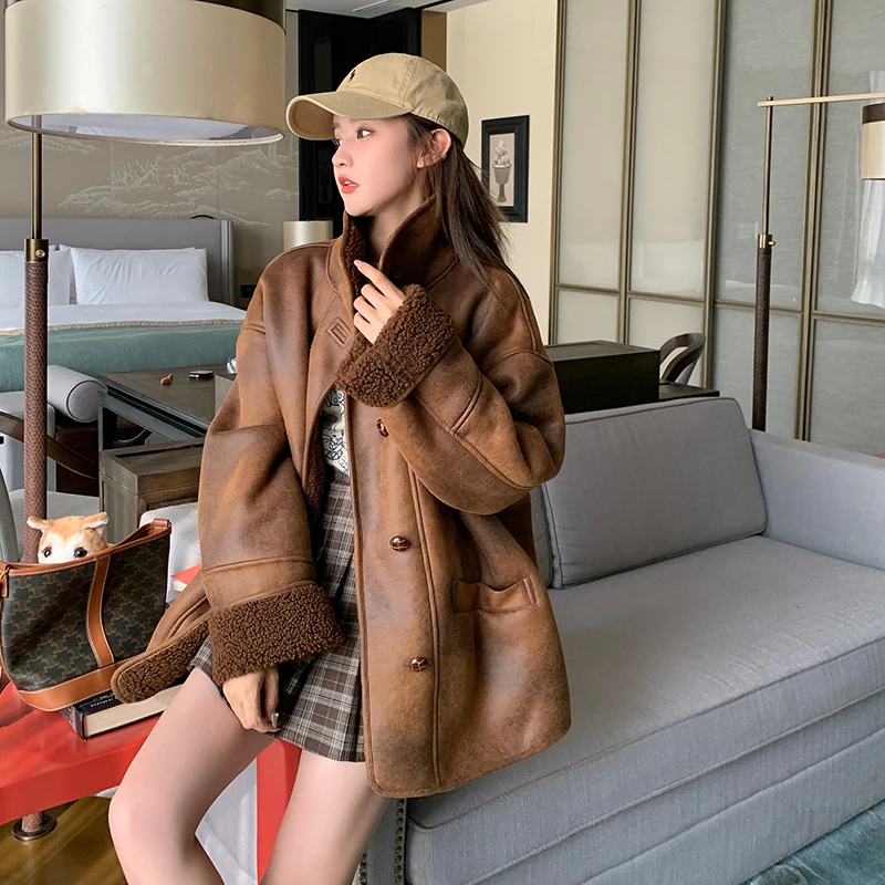 美拉德皮毛一体外套女2023冬季宽松显瘦设计感复古加厚棉服