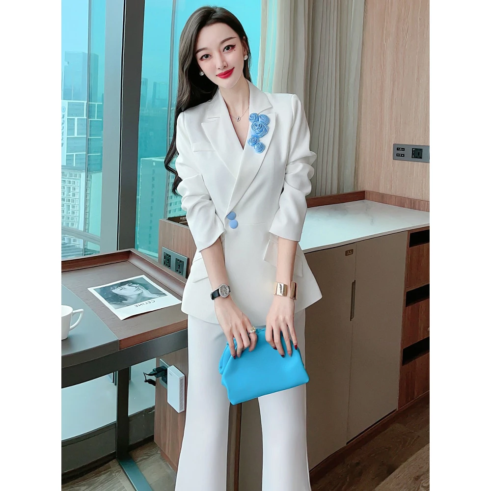 春秋新款设计感小众西装套装女微喇裤气质高端高贵西服两件套白色