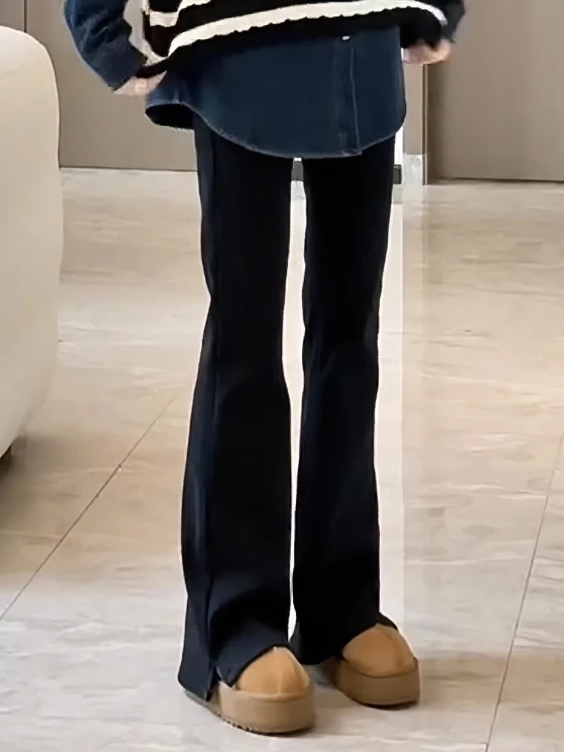 黑色开叉微喇牛仔裤女春秋2025新款修身直筒显瘦百搭弹力喇叭裤子