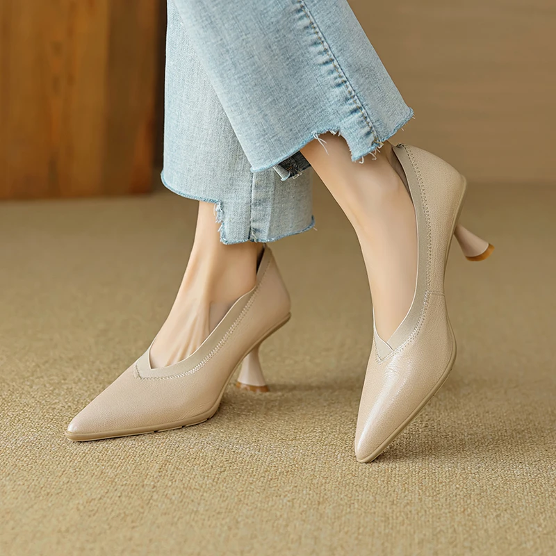 桑席猫法式小羊皮不掉后跟尖头中跟单鞋复古百搭职业浅口高跟鞋