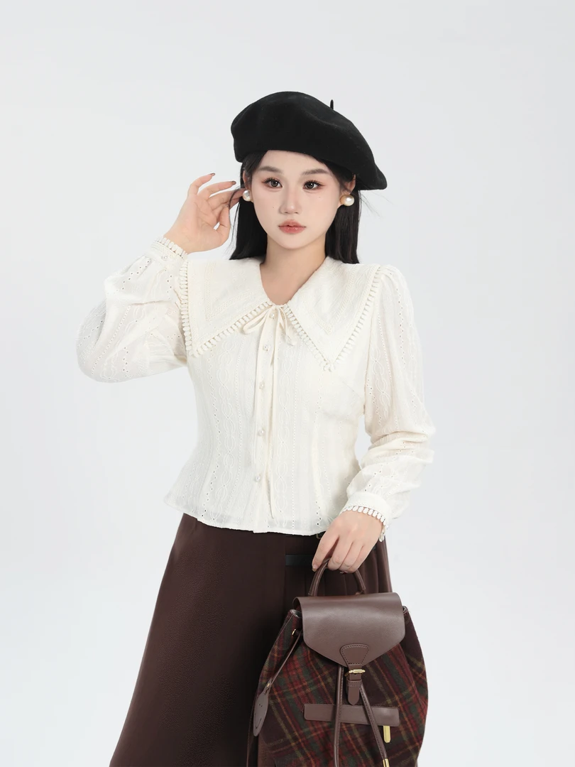 月半鱼【柔光铃兰】法式气质杏色娃娃领衬衫女春秋季温柔风甜美衬衣