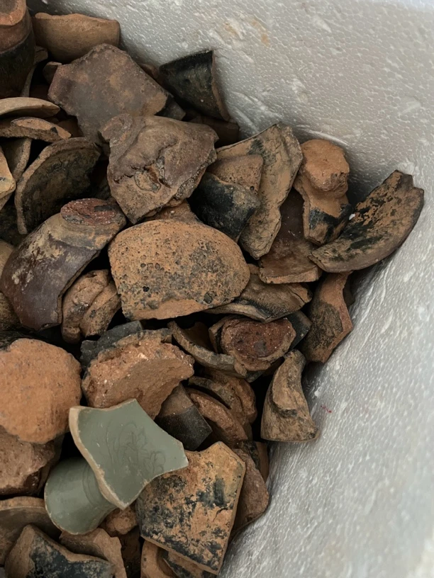 建盏瓷片与研究资料