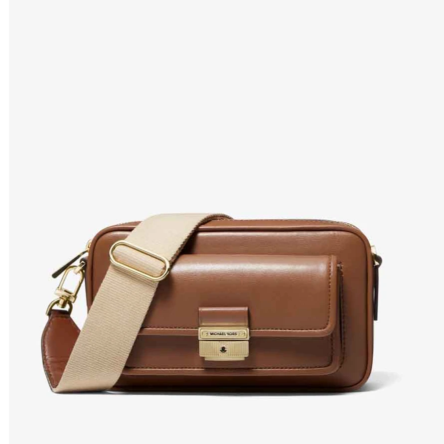 全新未使用 MICHAEL KORS/迈克高仕 Bradshaw相机翻盖手提单肩包