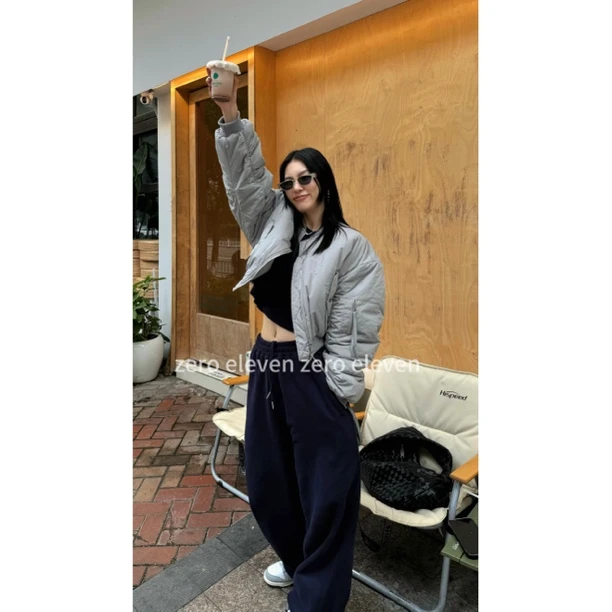 【特价NO退NO换】洋气立领褶皱宽松短款拉链棒球棉服外套女WWT9314