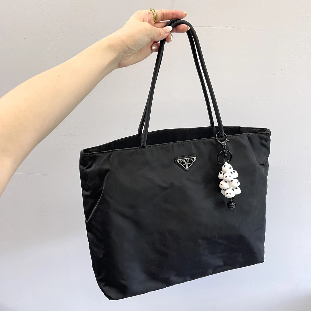 95新 Prada/普拉达 35降落伞尼龙手提托特女包081301