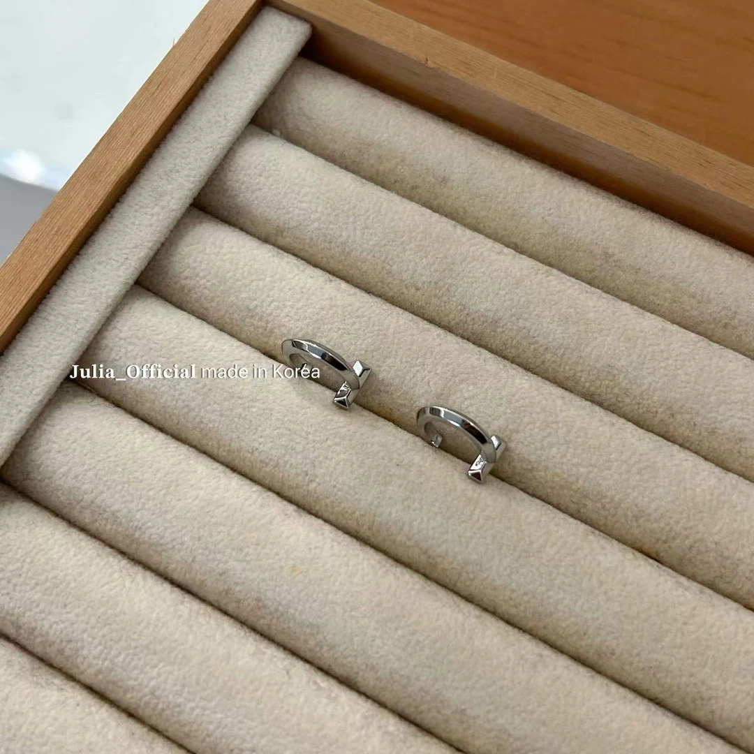 合金耳饰 julia姐姐】‘T’ 立体简约圆环耳钉