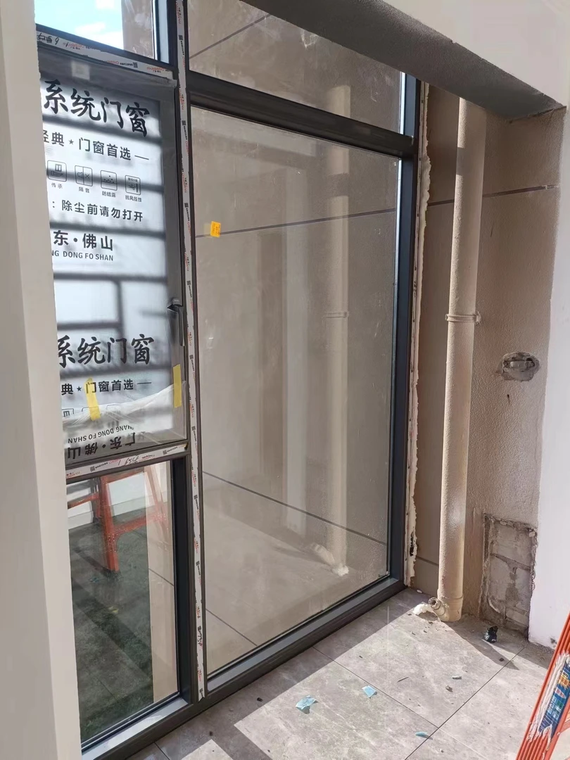 110系统窗30面2.0厚等温垂直线