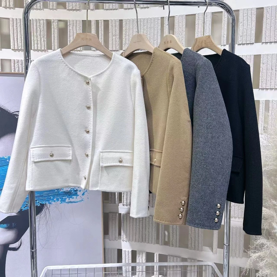 秋冬新款简约圆领气质大衣女82070(2321)