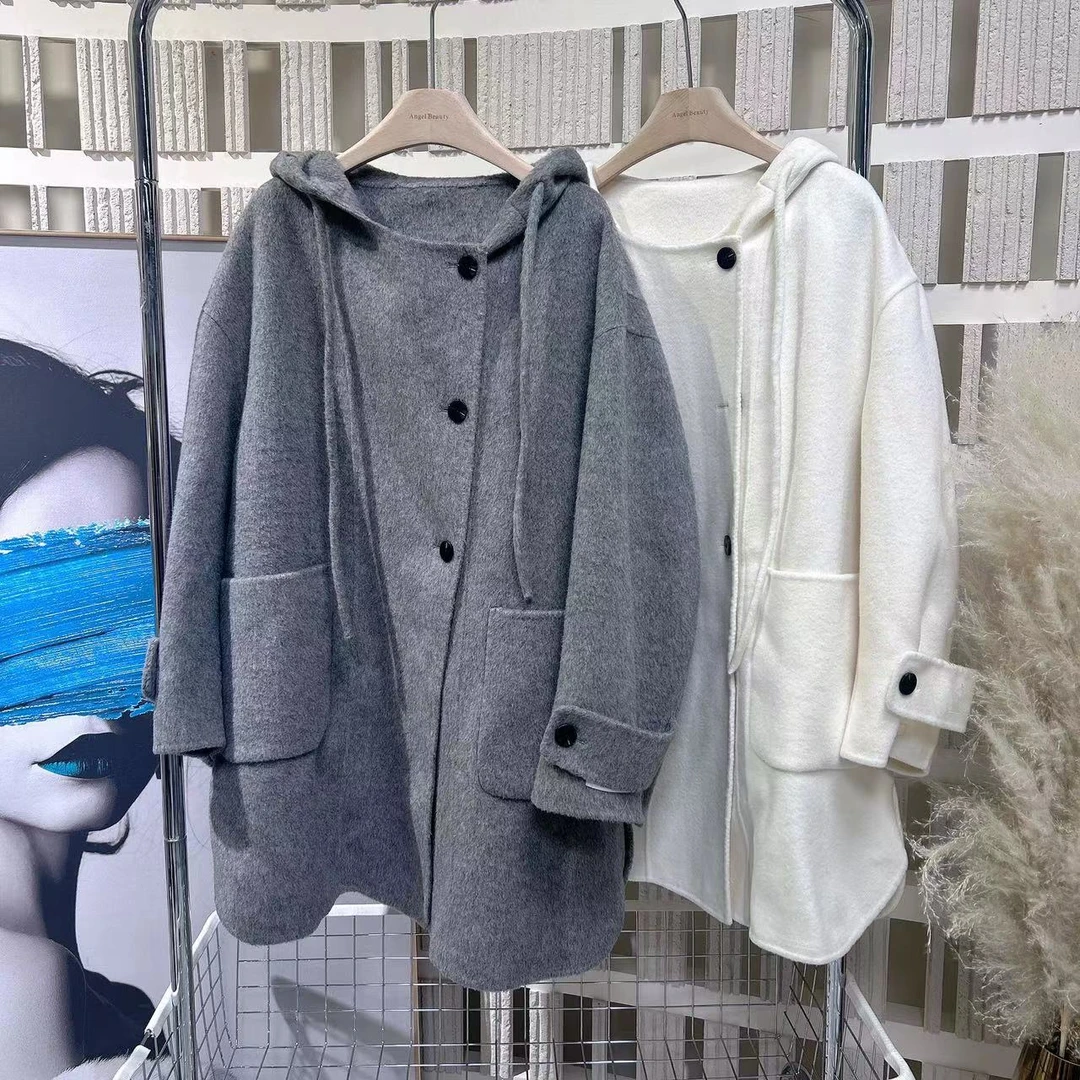 冬新款简约学院风连帽大衣女83107