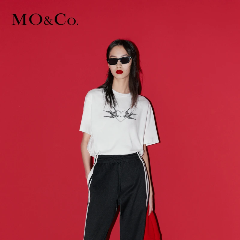 【抗菌防螨】MOCO春爱心系列燕子印花短袖T恤MBC1TEET08