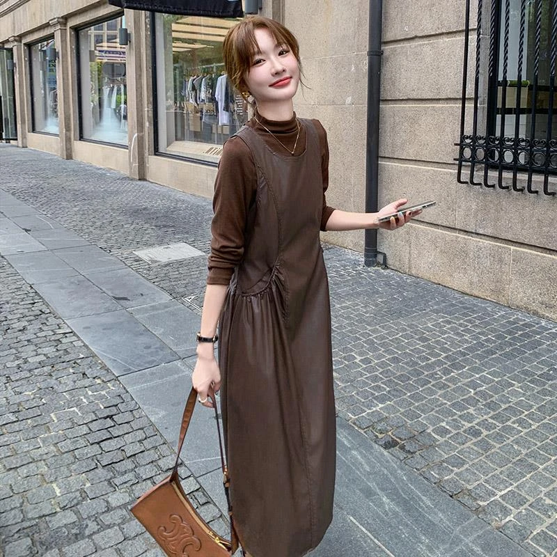 咖色美拉德pu皮背心连衣裙套装女2025秋季新款温柔气质一整套穿搭