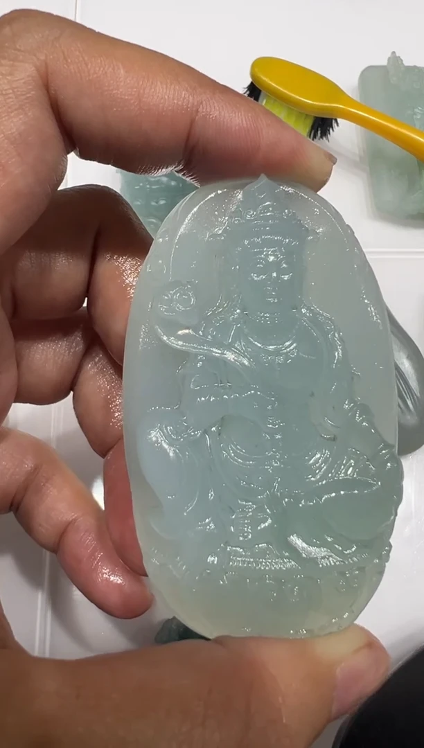 【闪购商品】定制翡翠未镶嵌观音