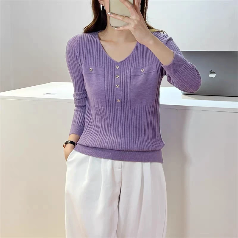 8240【仙气紫V领】洋气竖条显瘦气质时尚女薄毛衣百搭上衣