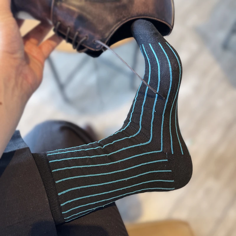 凹凸先生男袜中筒男士条纹棉袜正装绅士袜立体拼色棉袜防滑不掉