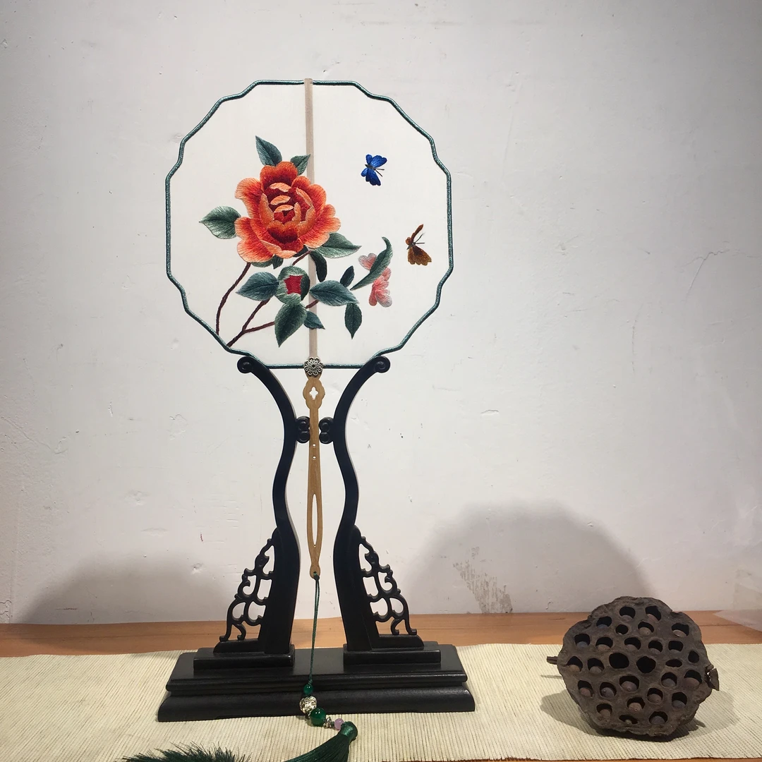 苏绣双面绣精品团扇纯手工刺绣艺术扇高档礼品扇非遗艺术工艺品