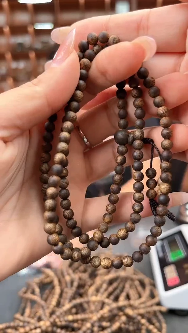 【闪购商品】沉香手串52号国香绿奇楠多样性发一条