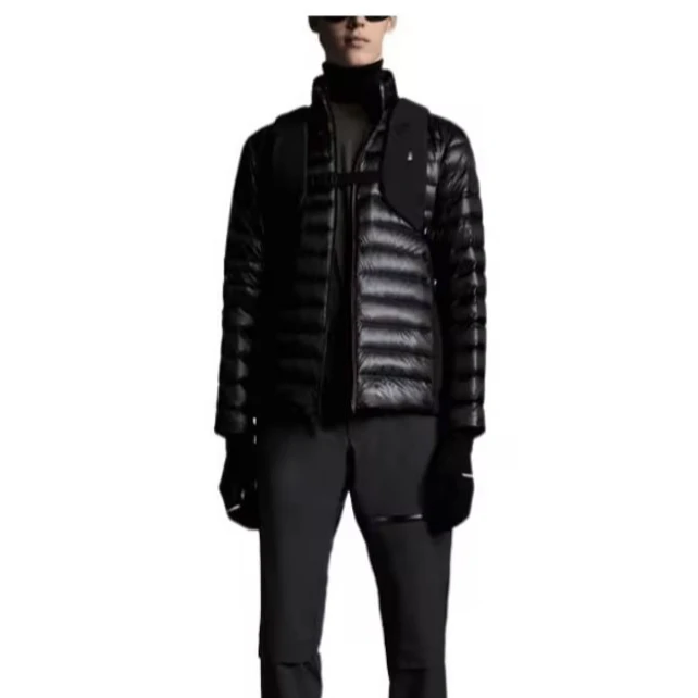 全新未使用 MONCLER 蒙口烟灰黑男士羽绒服114503舒适保暖百搭款