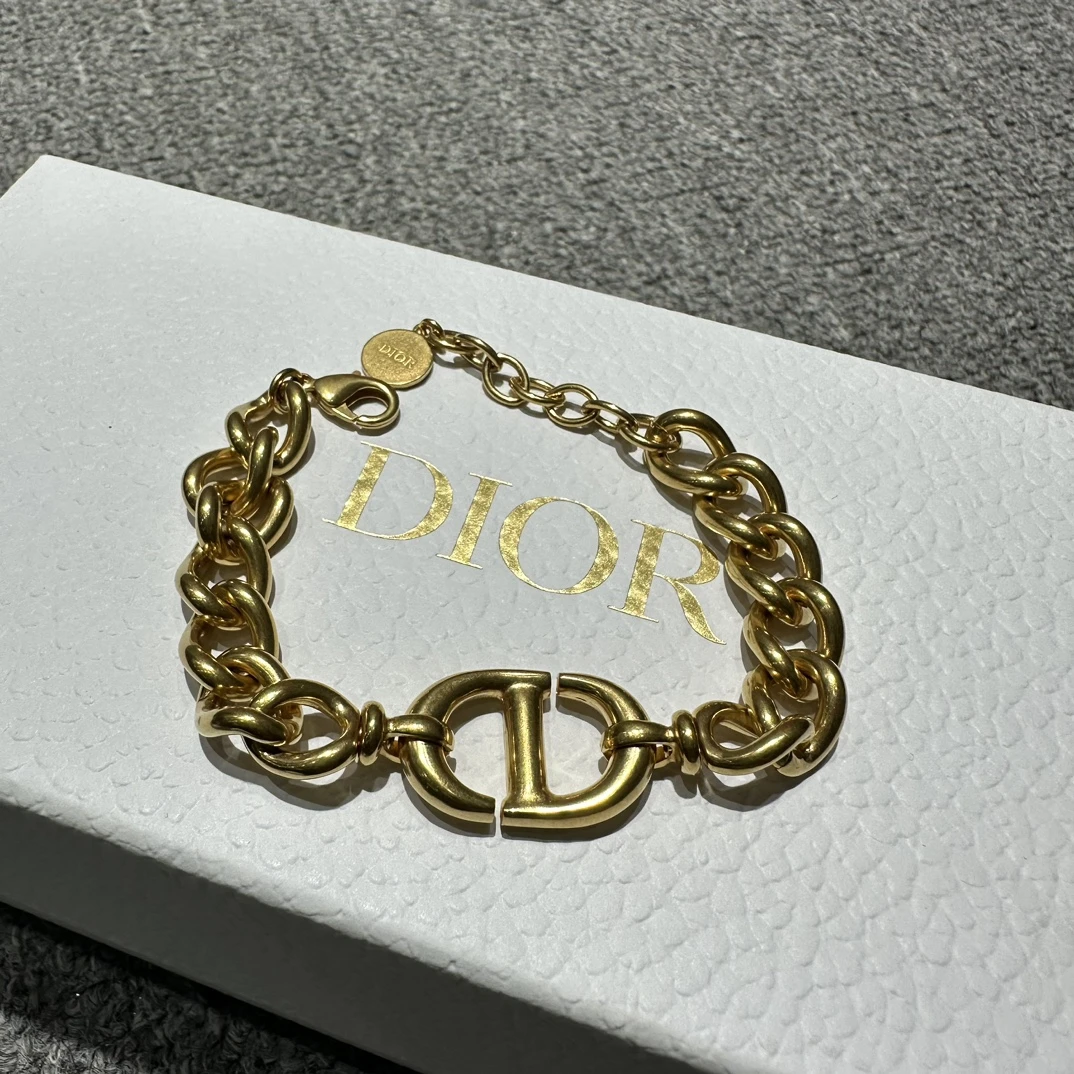 全新未使用 DIOR/迪奥 女士  金色 粗CD手链 124755 时尚 百搭款