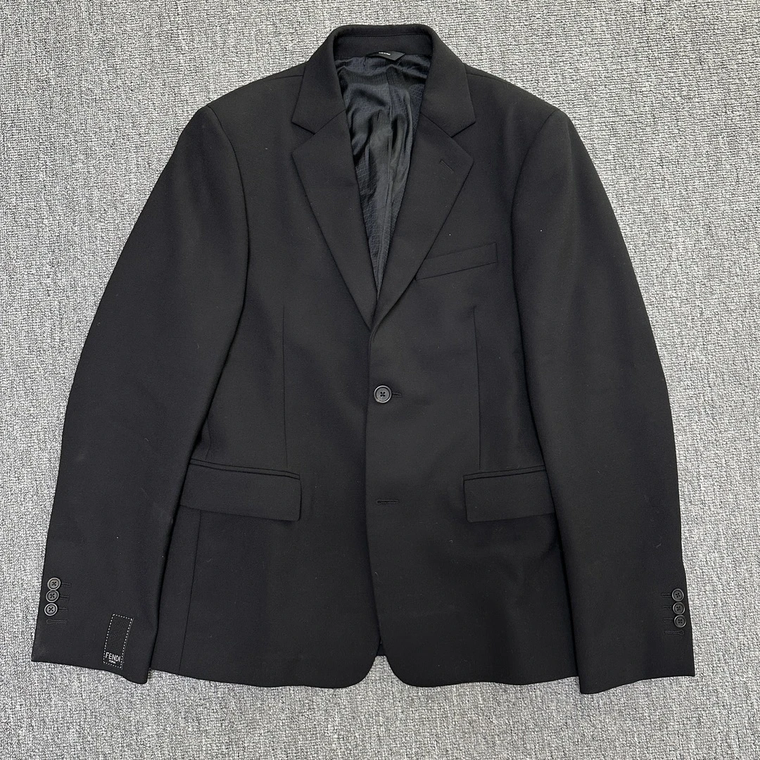 全新未使用 FENDI/芬迪 内老花黑色平驳领西装128749
