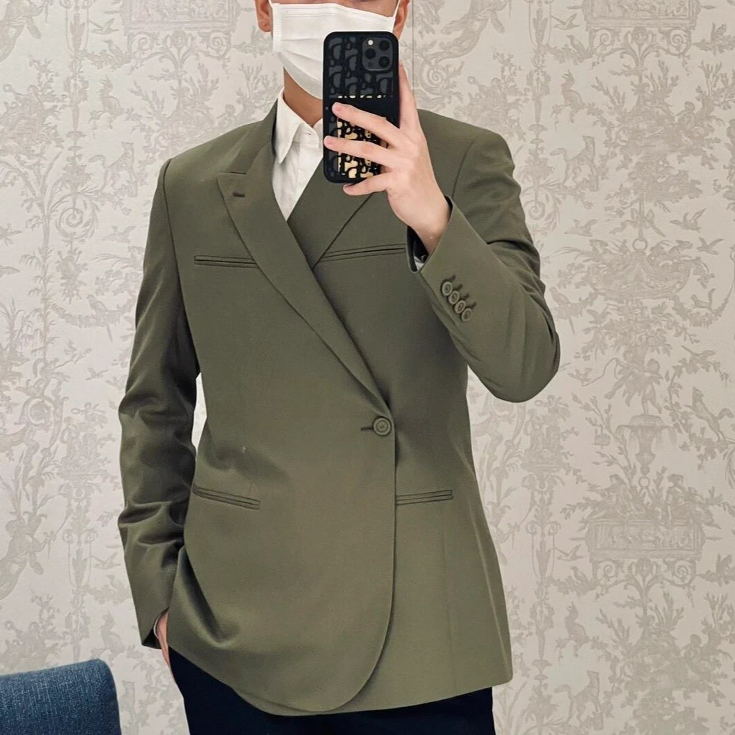 全新未使用 DIOR/迪奥 男士军绿色斜扣休闲羊毛单西百搭款 129050